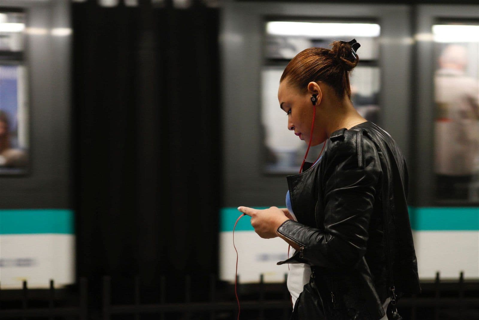 metro paris smartphone
