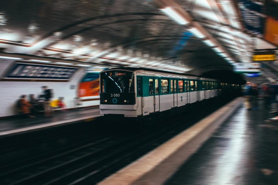 metro paris 4G mobile 